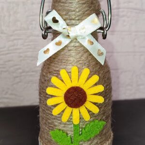 Декорирани бутилчици с канап