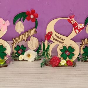 Осмички с цветя и скандинавски мъх