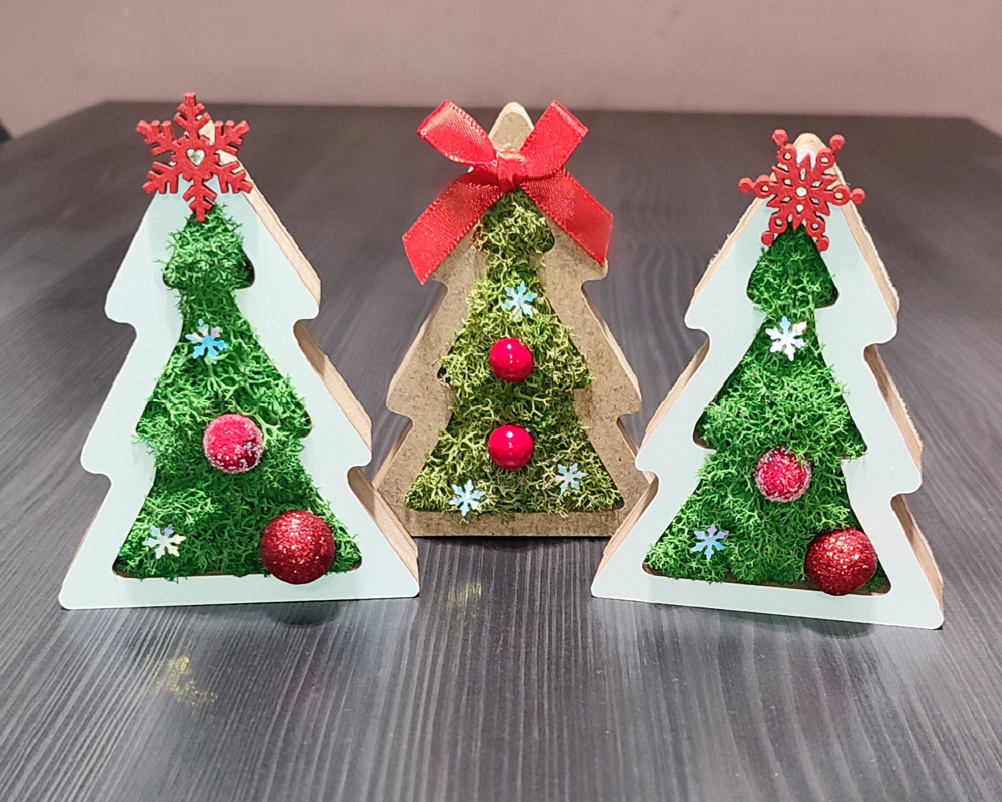 🌲 Дървени елхички със скандинавски мъх - мини размер
