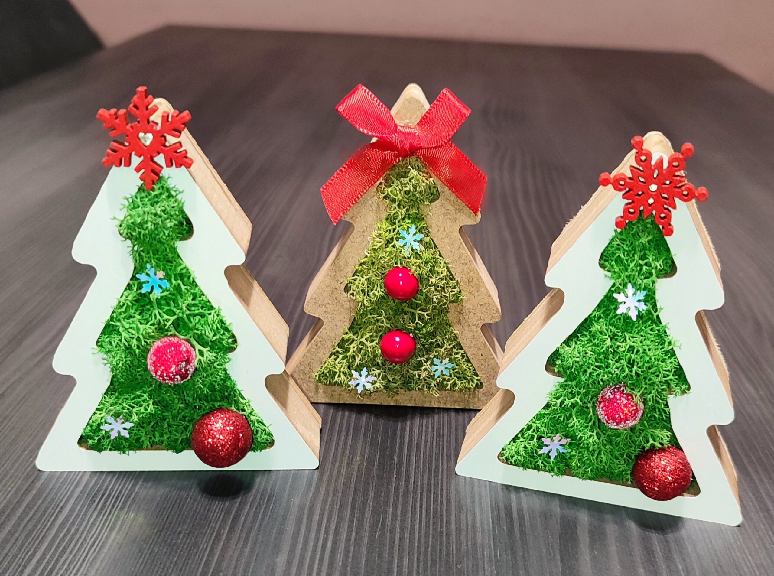 🌲 Дървени елхички със скандинавски мъх - мини размер - Image 2